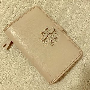 Tory Burch iPhone Wallet Case